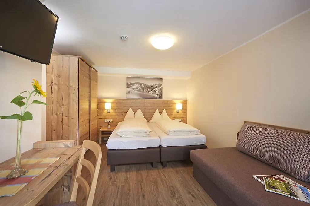 Bed & Breakfast Pension Gabi Saalbach-Hinterglemm