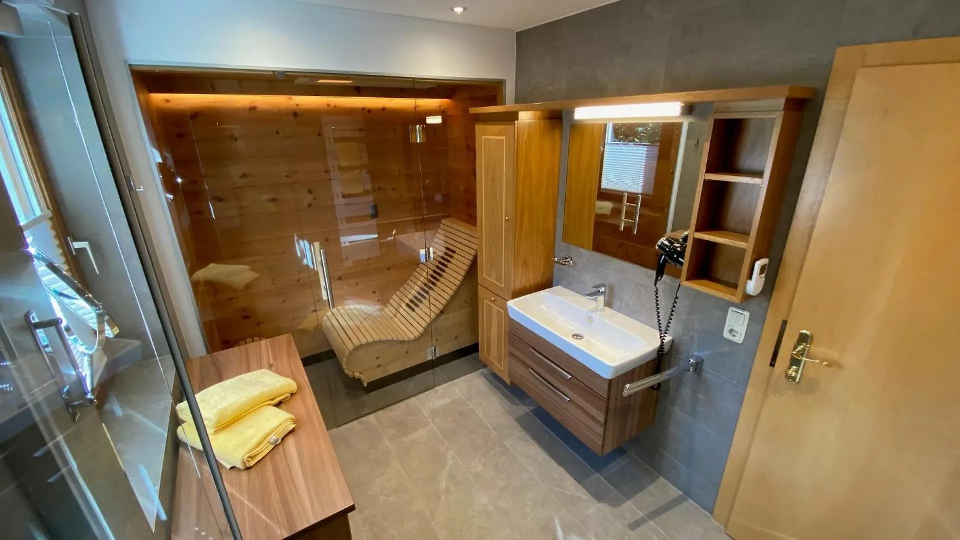 Pension Gabi Saalbach-Hinterglemm 3*,